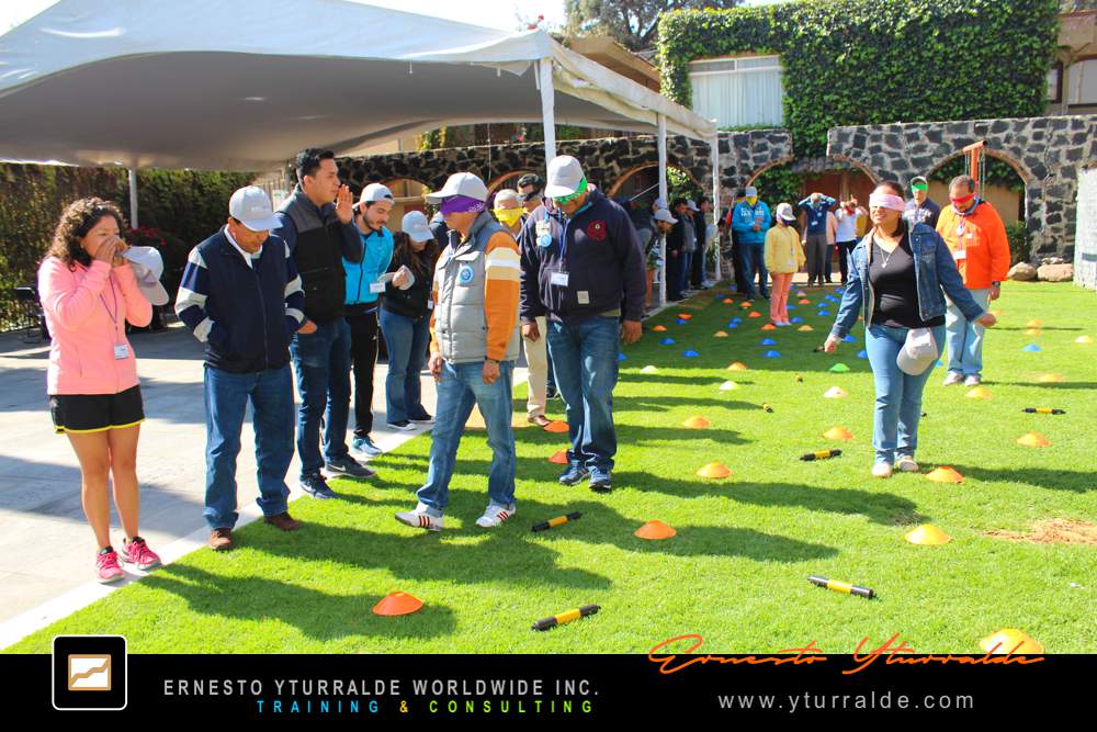 Taller corporativo | Superando los límites con trabajo en equipo